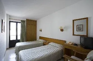 Loar Aparthotel 3*