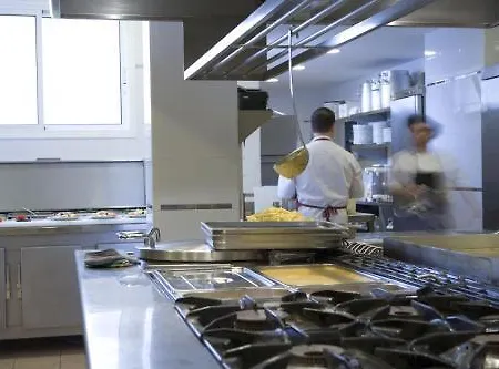 Loar 아파트호텔 4*